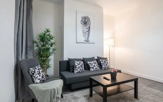 4 Bedrooms-4 Bathrooms House