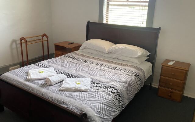 Tattersall's Hotel Blayney