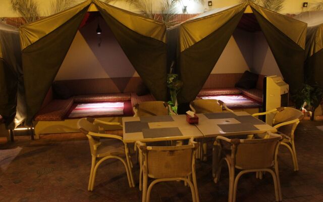 Faletti's Express Hotel