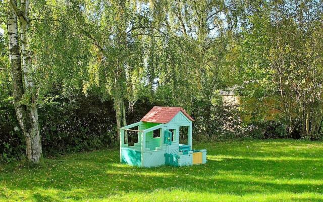 Restful Holiday Home in Stege near Sea