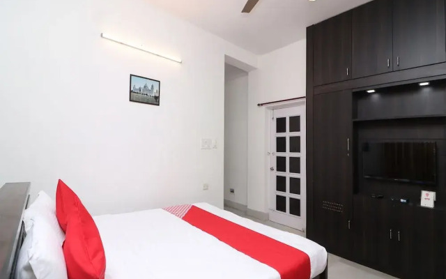 Oyo 15579 Monurama Homestay