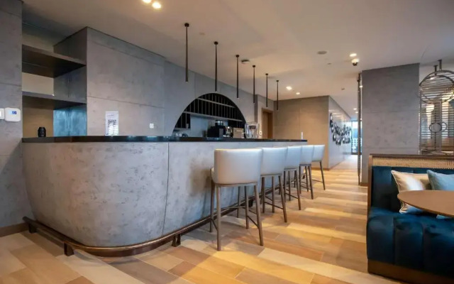 Mercure Dubai Gold District