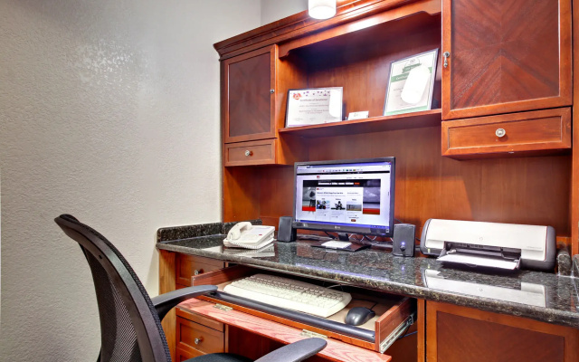 Holiday Inn Express Marshfield by IHG