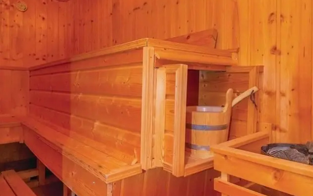 Nice Home in Jadranovo With Sauna, Wifi and 5 Bedrooms