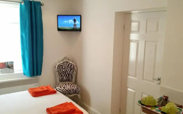 The Jorvik Mini studio with Parking