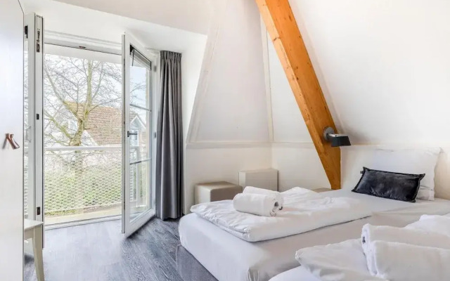 Restyled Villa With Sauna, 1km From the Beach