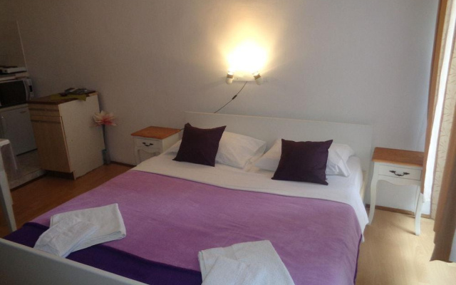 Apartment Complex Nino Rovinj