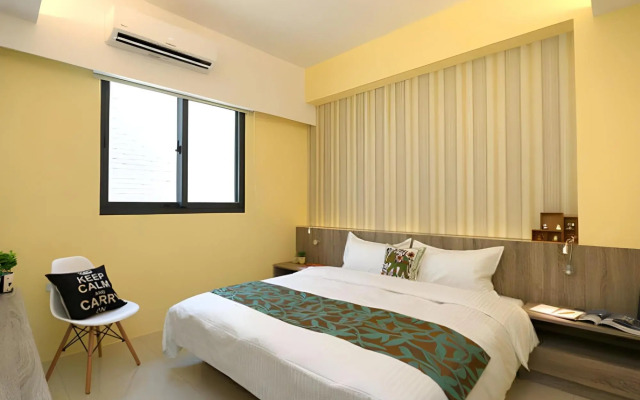Season Inn