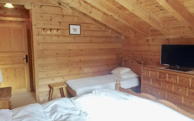 Chalet Demi-Quartier, 7 pièces, 14 personnes - FR-1-560-36