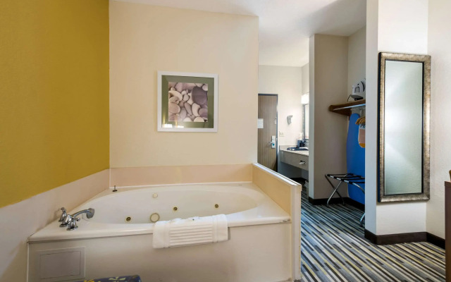 Quality Inn Michigan City South