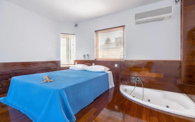Cape Villa at Sounio