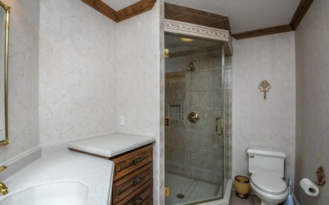 Preston on the Lake 5 Bedroom House