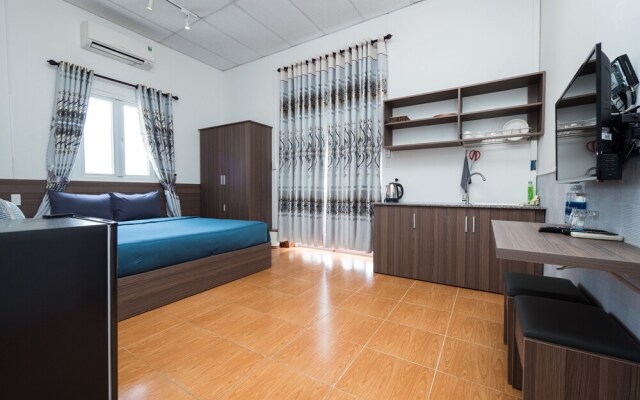 Joy House & Apartment