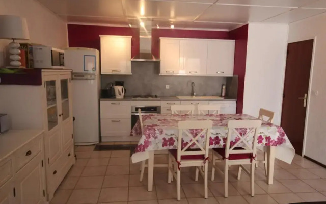 Domaine de vacances à 600m de la plage villa 3 chambres climatisées 7 couchages WIFI terrasse parking animations et piscines en supplément LRPDSR8