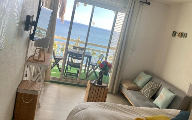 Black diamond condominium