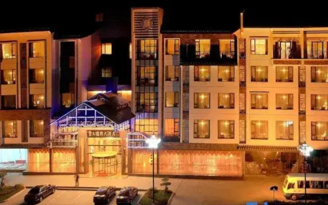 Jasper International Hotel