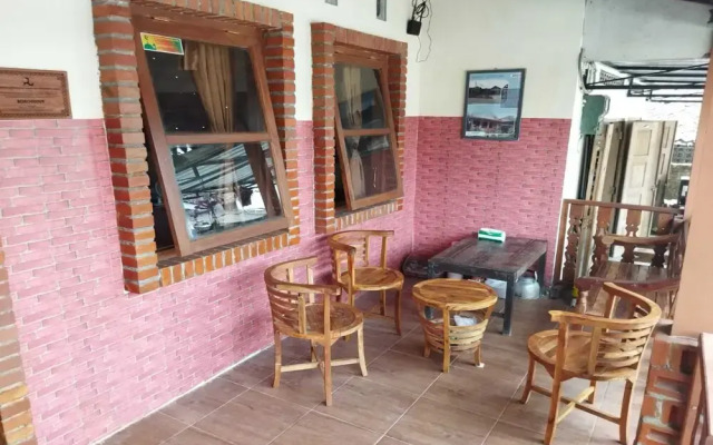 Borobudur Kampung Homestay - Markoni