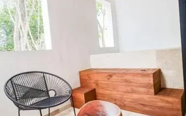S102 Nadide Luxury PRIVATE JACUZZI STUDIO with a jungle view