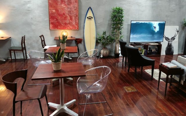 Caruma Surf Hostel & Suites