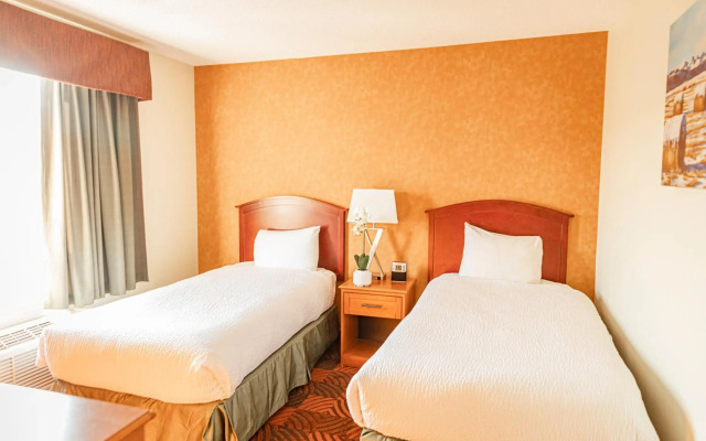 Service Plus Inns and Suites Calgary