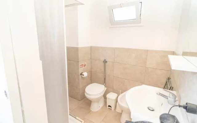 Villa Malamuri in Caucana-finaiti-casuzze-finaiti Nord