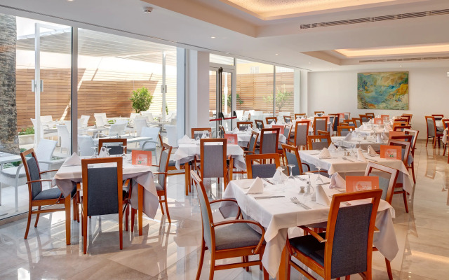 Hotel Girasol