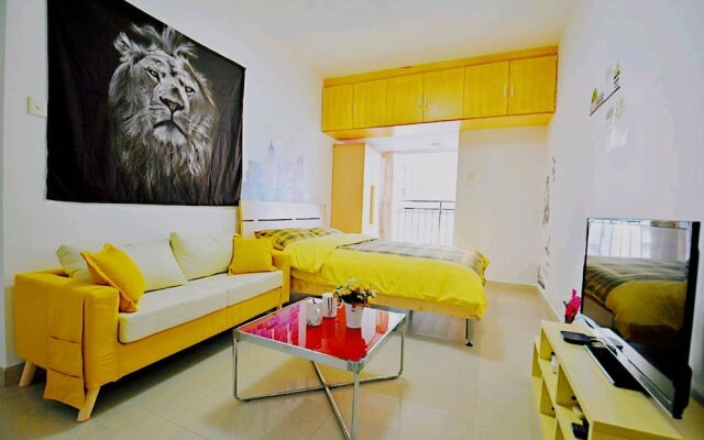 Avatar Young Lion Large Queen Bed & High Rise View