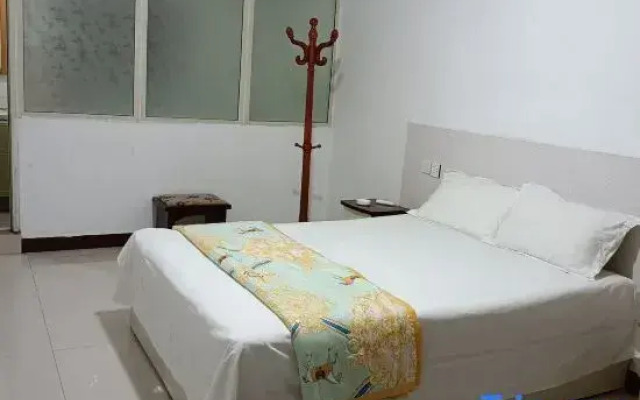 Zhumadian Xingsheng Hotel (Jiankang Road)