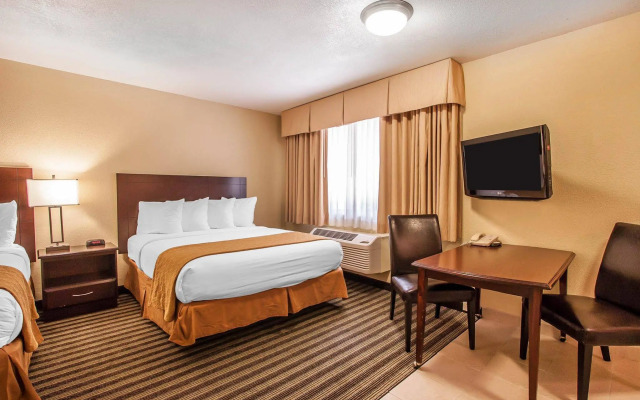 Quality Inn & Suites Vancouver - Hazel Dell
