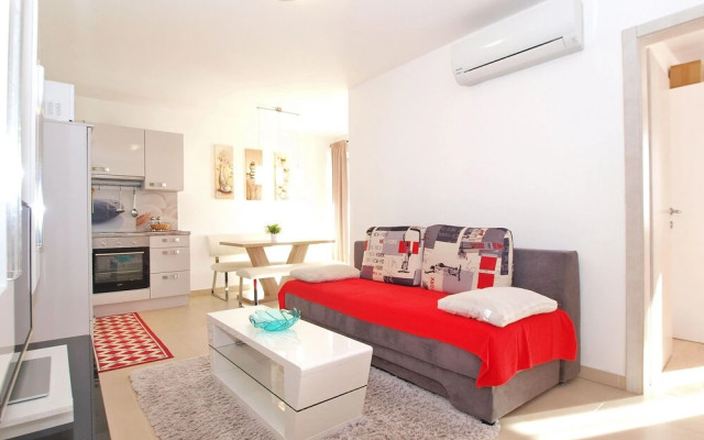 Apartment 1507