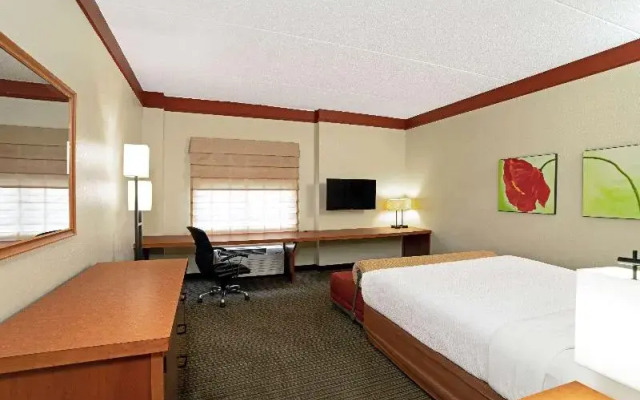 La Quinta Inn & Suites Memphis Primacy Parkway