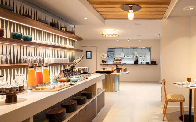 Hotel Yac Paris Clichy, A Member Of Radisson Individuals
