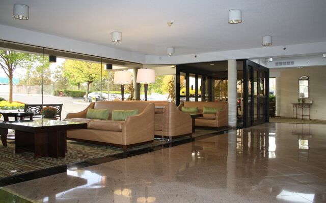 Comfort Inn Warwick Airport