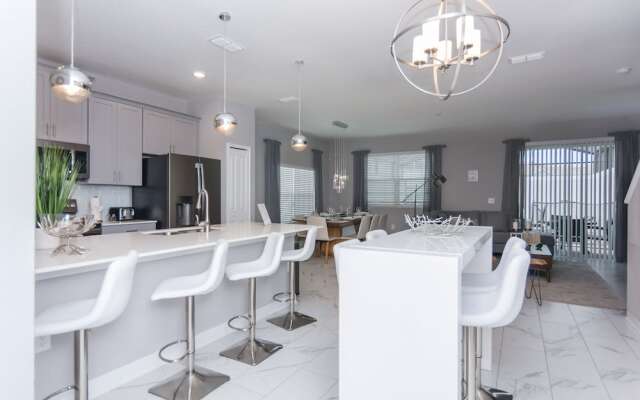 Dream Townhome with private pool Close to Disney SL4906