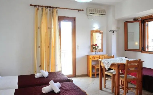 Dimitris & Haris Studios