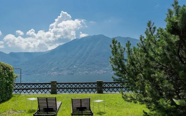 Sala Comacina Villas
