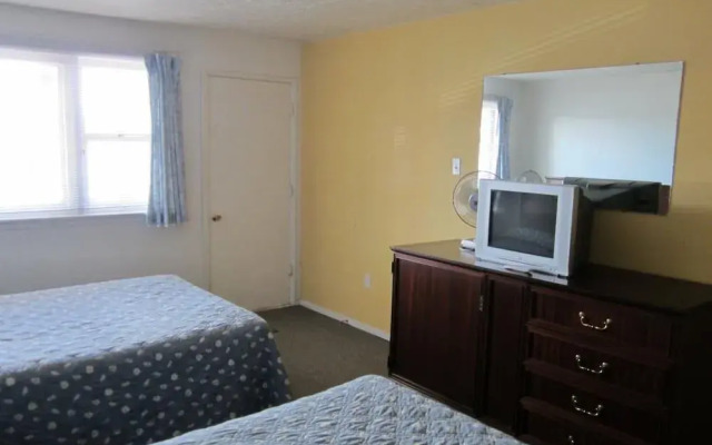 Chetwynd Court Motel