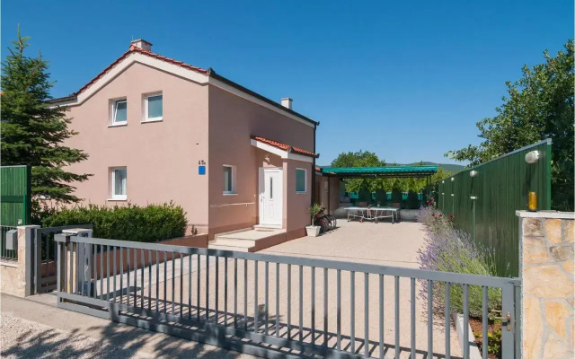 Holiday Home Dicmo with Fireplace 02