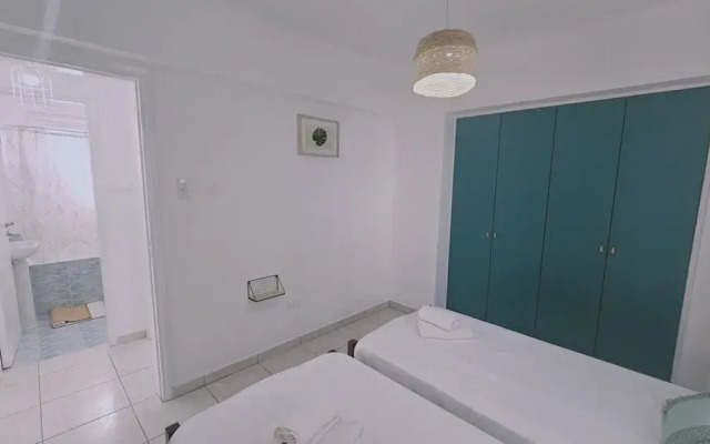 143 LCA - Stay Kastella Beach Apartment