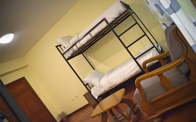 Cot Addis Hostel