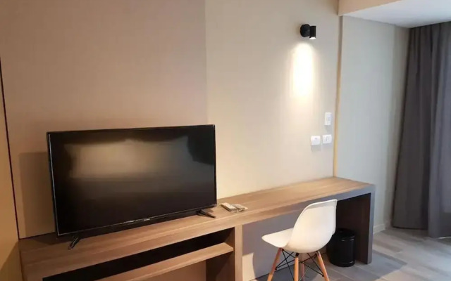 Olmos Suites