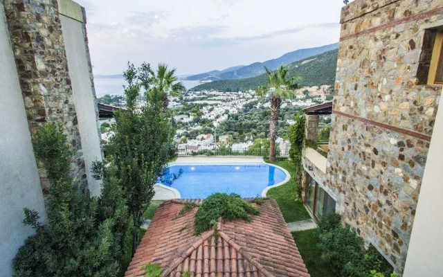 Villa Torba Bay by EvTatilim