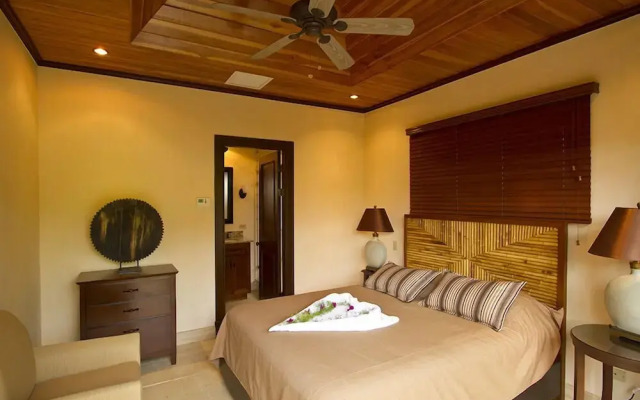 Jet Luxury at Langosta BeachResortVillas
