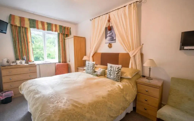 Gorphwysfa House B & B