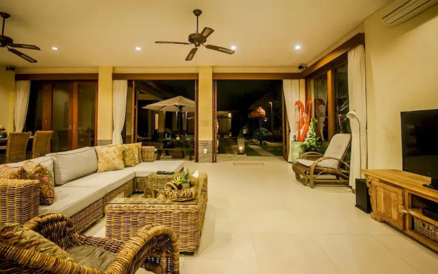 伊科巴纳巴厘岛别墅(Ikobana Bed and Breakfast Bali)