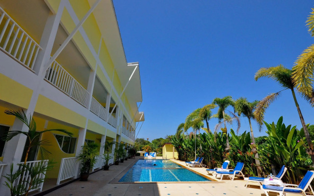 Phuket Airport Sonwa Resort