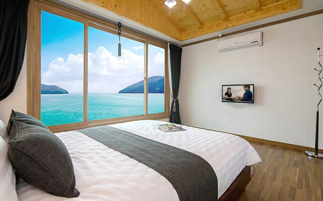 Geoje Seashore Pension