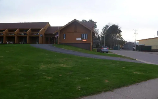 Timber Inn Motel