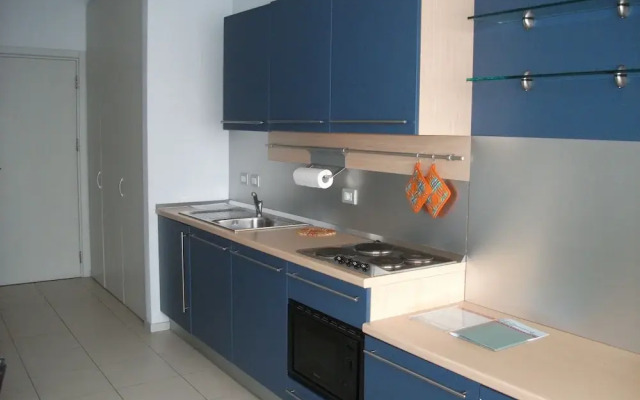 Vista Hotel & Residence