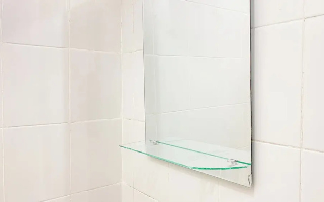 Relaxing And Homey 2Br At Bassura City Apartment